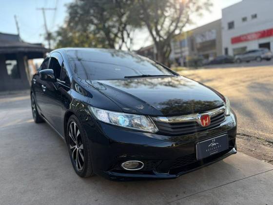 HONDA CIVIC 1.8 LXS 16V FLEX 4P MANUAL